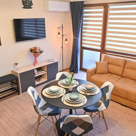 Sunrise 1 - Modern Retreat Near The Gondola Μπάνσκο